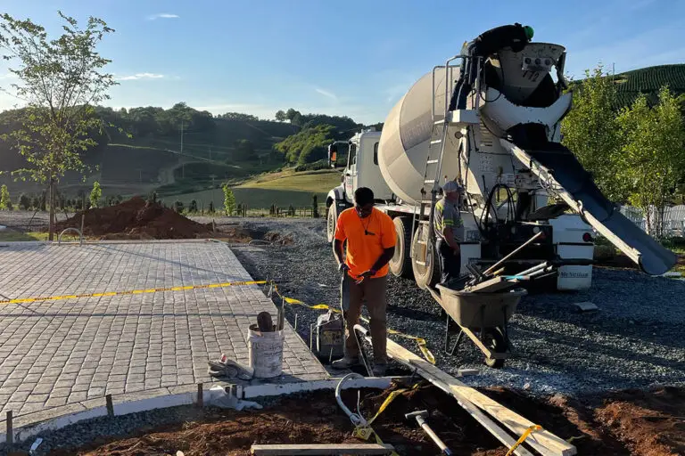 Patriots Concrete Commercial Industrial and Residential Hardscapes and Pool Surrounds